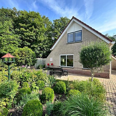 - Tulipa - Vakantiehuis nabij de bloembollenvelden, het meer en strand Noordwijkerhout Buitenkant foto