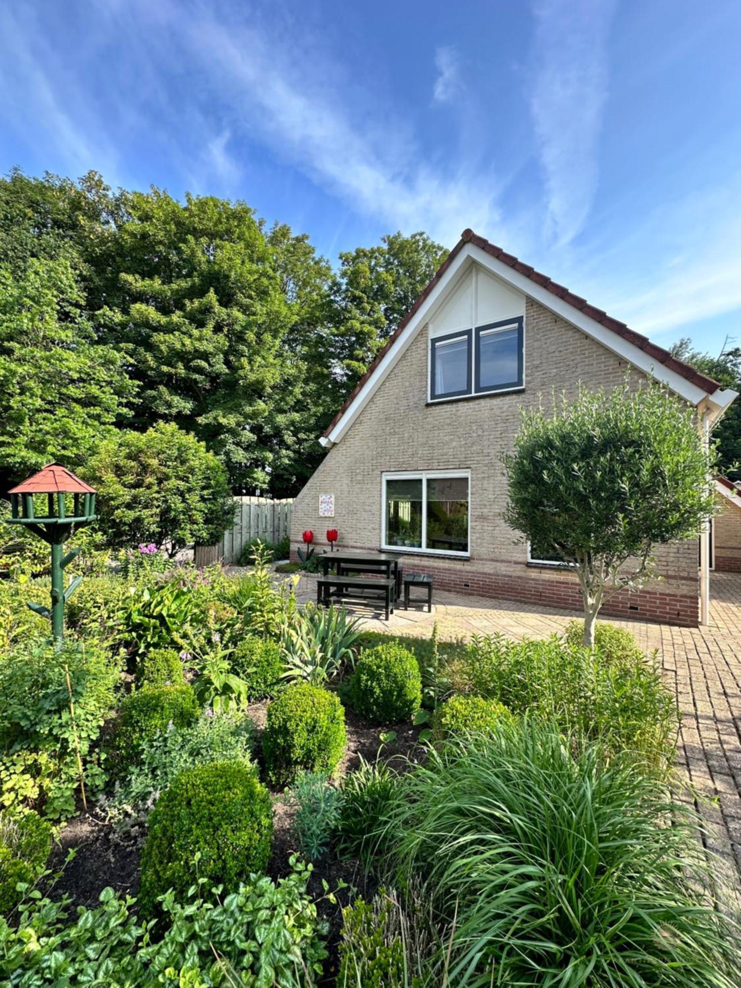 - Tulipa - Vakantiehuis nabij de bloembollenvelden, het meer en strand Noordwijkerhout Buitenkant foto